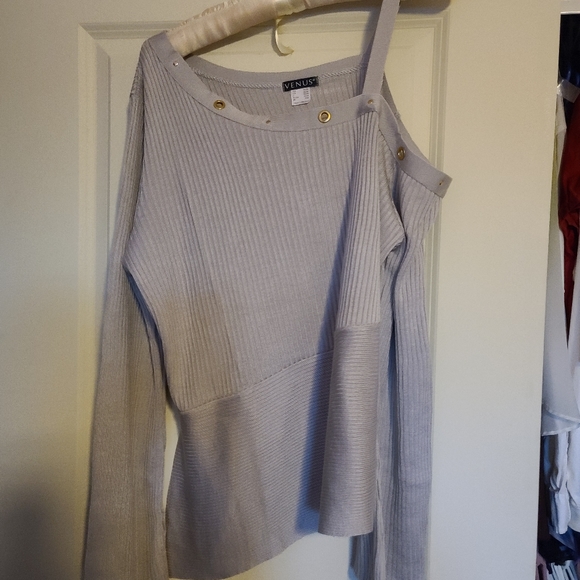 Bought wrong size - Picture 2 of 4